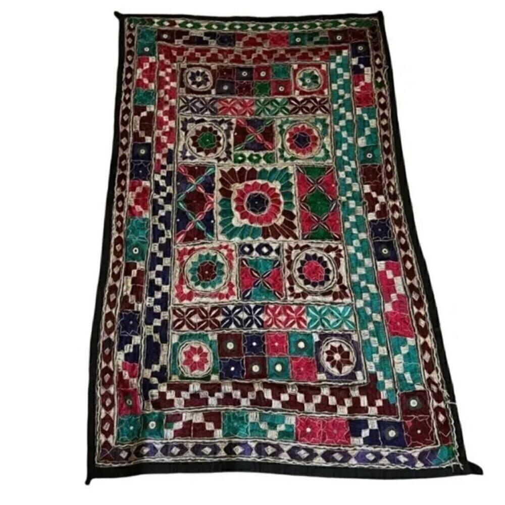 Quilt or Wall Hanging Tapestry- Patchwork Woven & Colourful  34”x52” ❤️💕💜💙